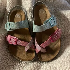Girls sandals